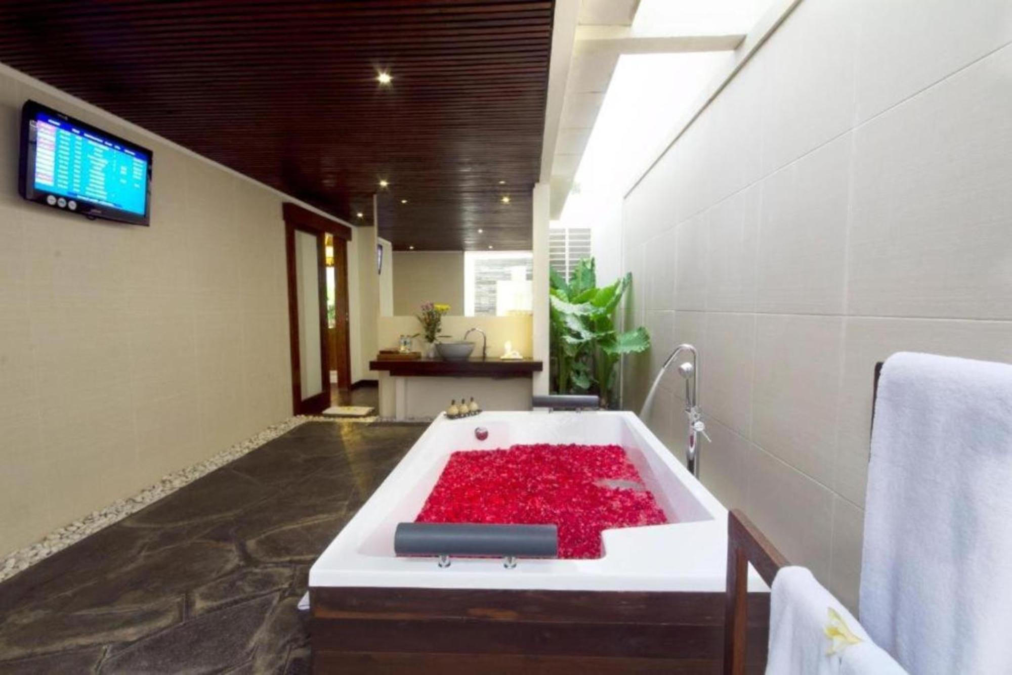 Avery Le Nixsun By Waringin Hospitality Free Gym Access Villa *